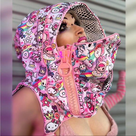 Toki Doki Kawaii Kitty DefenzMechanizm Designs Protective Festival Hood - Picture 3 of 10